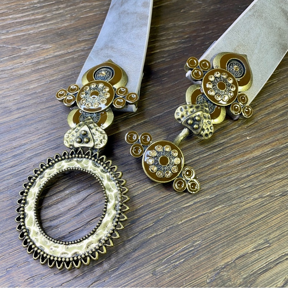 Chico's S Medallion Belt Gray Brass Brown Boho